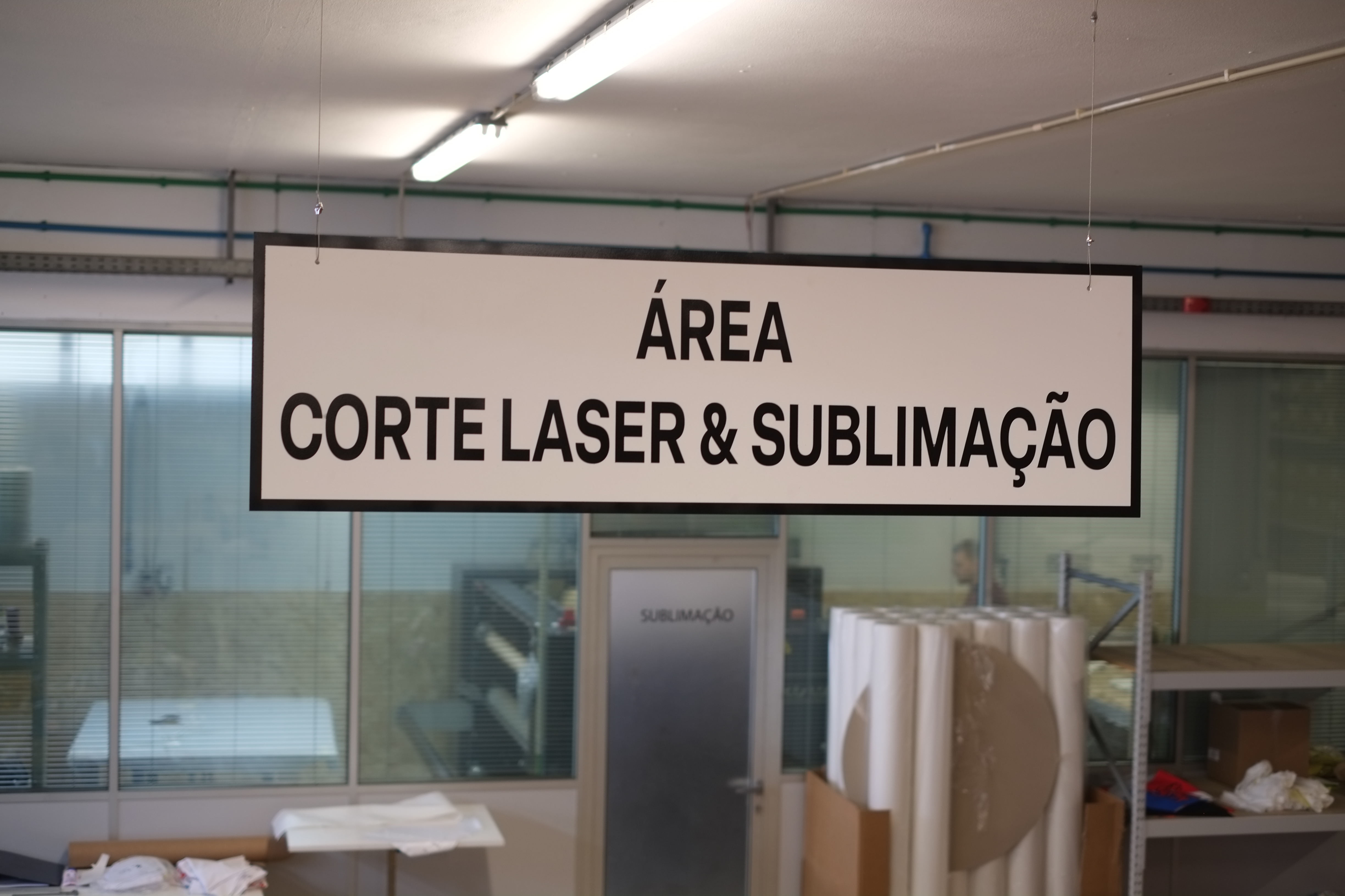Sublimação e corte laser para projetos têxteis