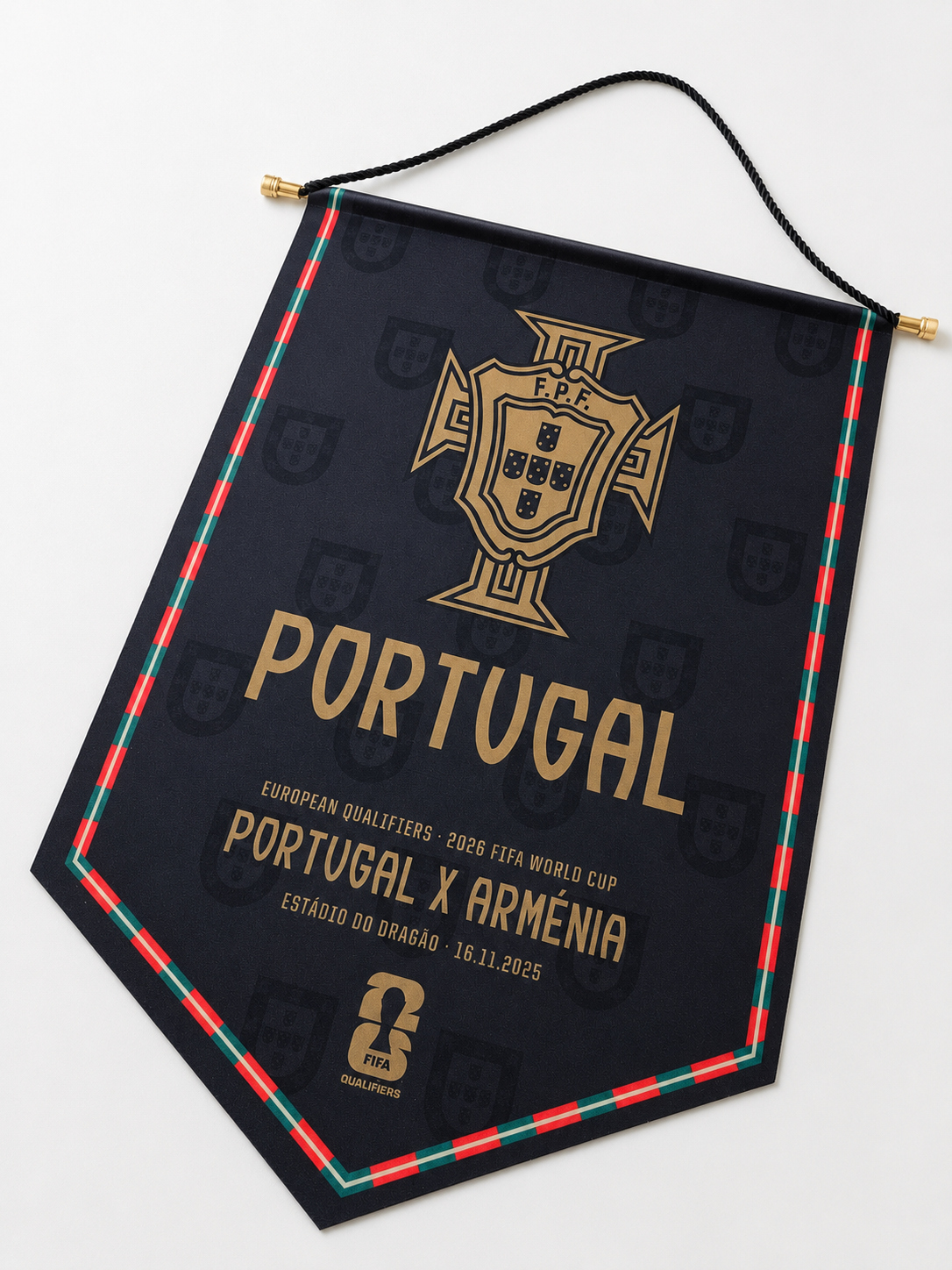 Acabamentos personalizados em galhardetes